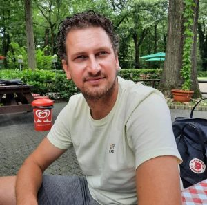 WhatsApp met Johan van Elektrobouw